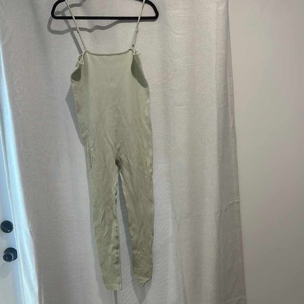 PrettyLittleThing green Jumpsuit with Relaxed Fit